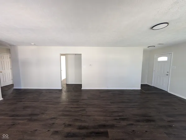 $1,500 | 451 West 26th Street, Indianapolis, IN 46208