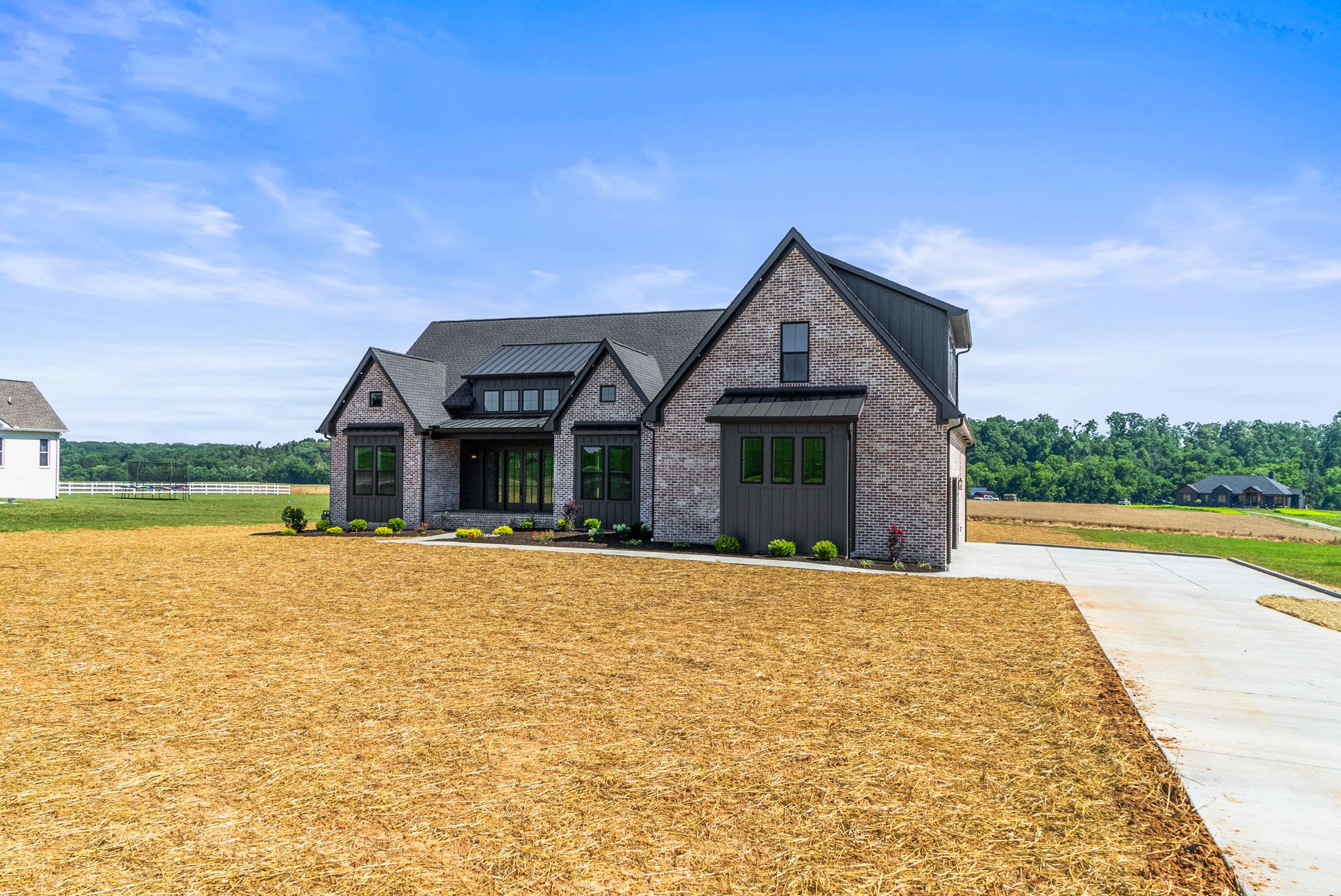 293 Aplin Branch Road Cottontown, TN 37048 - Photo 5 of 100