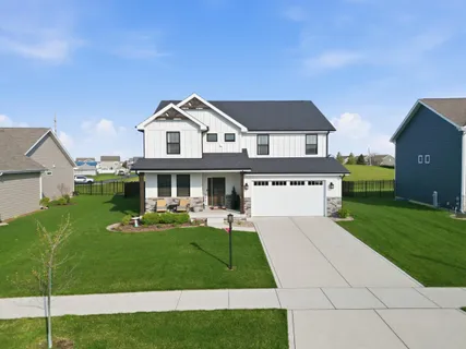 $615,000 | 10423 Juniper Lane, St. John, IN 46373