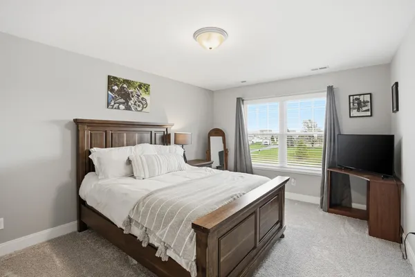 $615,000 | 10423 Juniper Lane, St. John, IN 46373