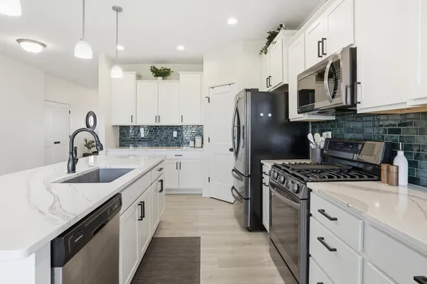 $615,000 | 10423 Juniper Lane, St. John, IN 46373