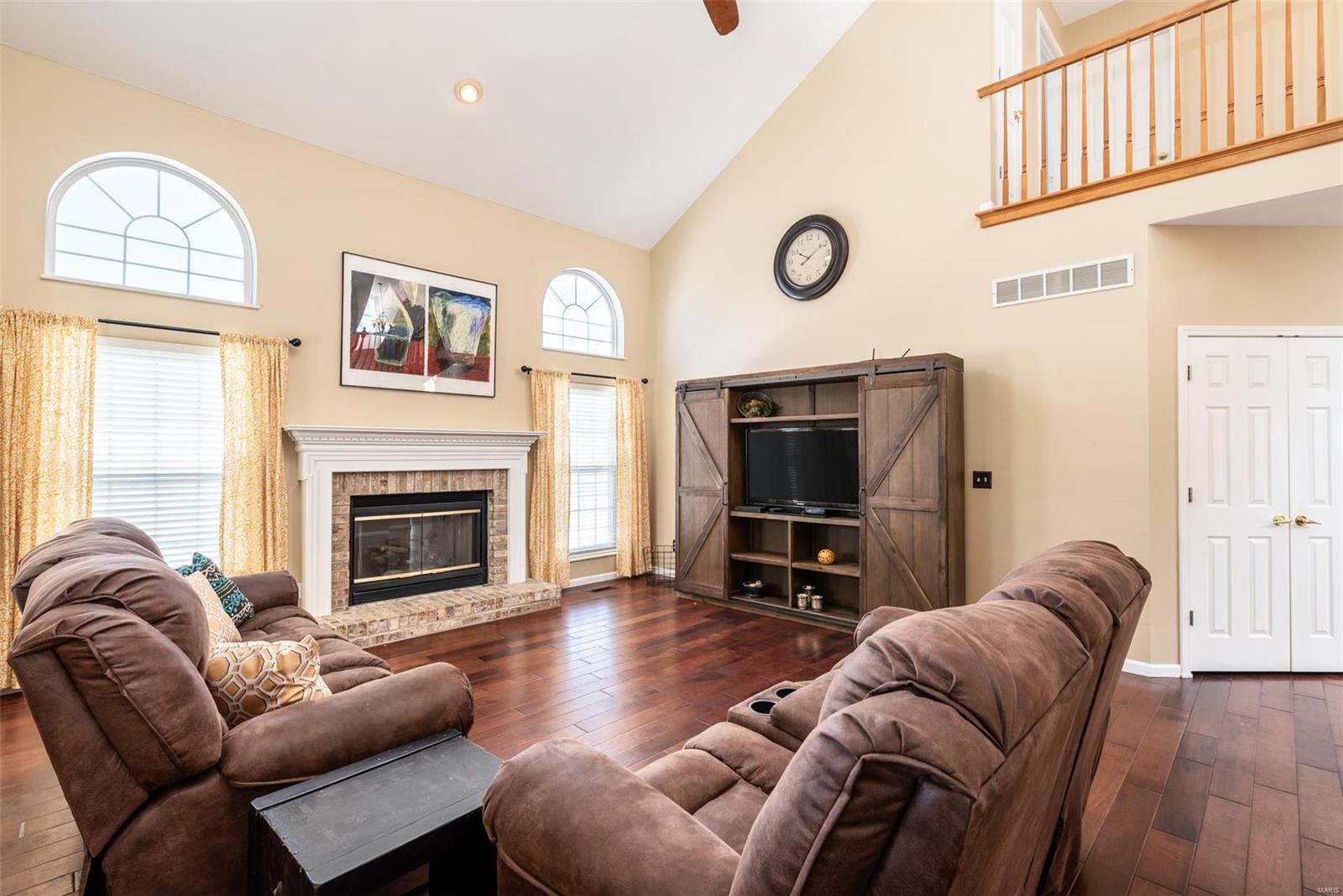 310 West Deer Creek Road O'Fallon, IL 62269 - Photo 11 of 33 Gallery Image 11