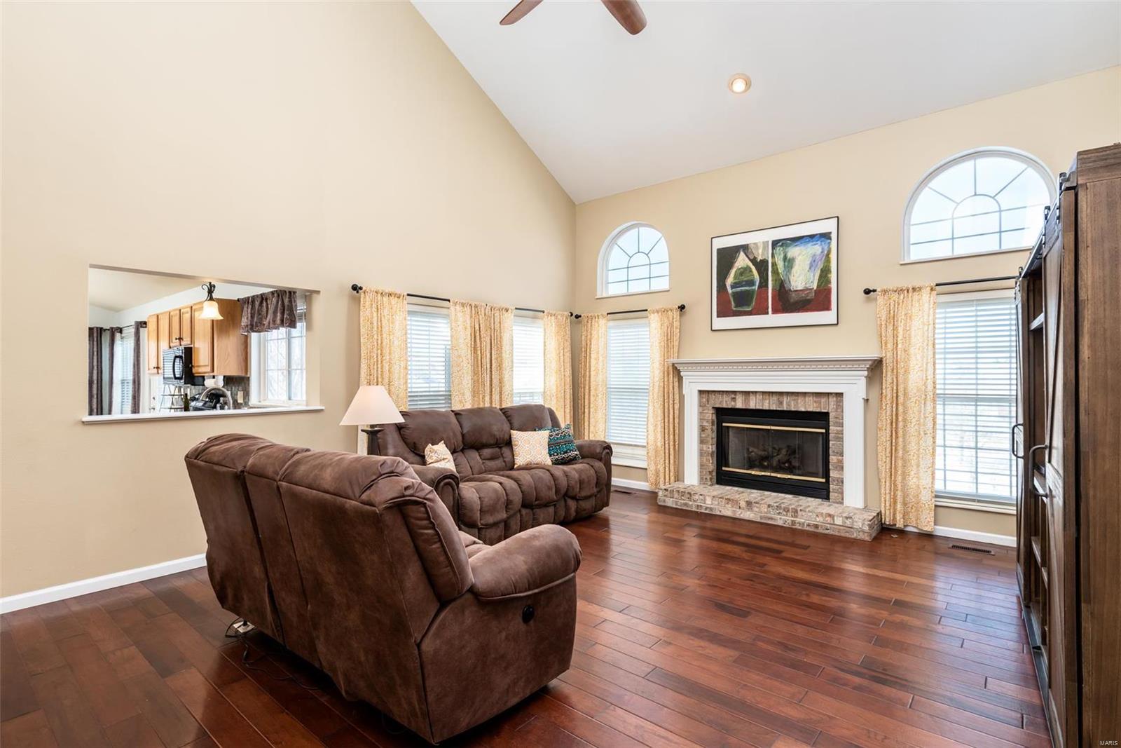 310 West Deer Creek Road O'Fallon, IL 62269 - Photo 10 of 33 Gallery Image 10