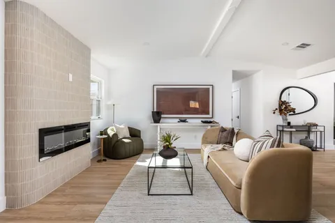 $679,500 | 2105 Trede Drive, Austin, TX 78745