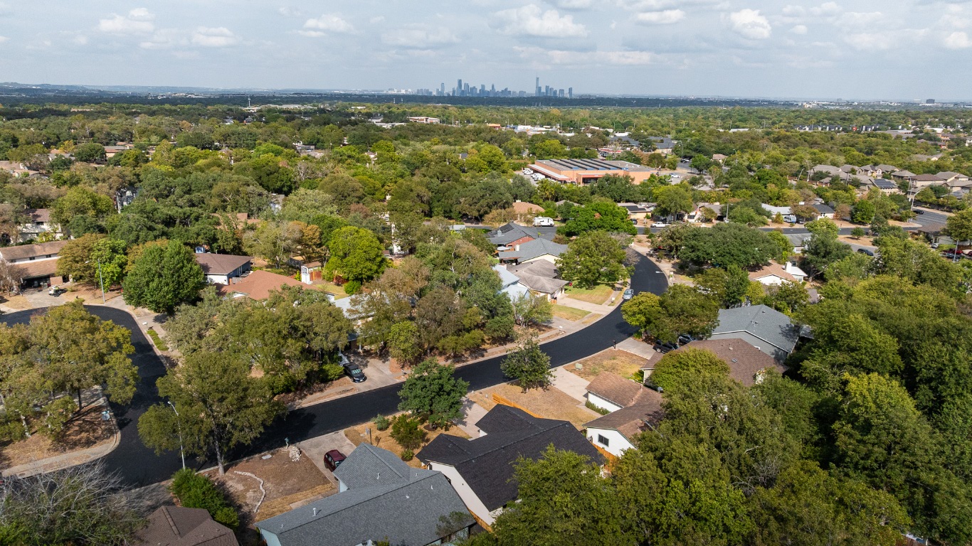 2105 Trede Drive Austin, TX 78745 - Photo 38 of 39
