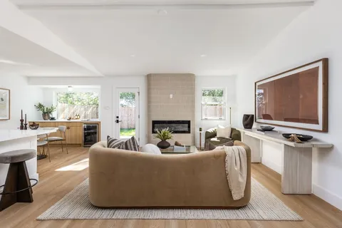 $679,500 | 2105 Trede Drive, Austin, TX 78745