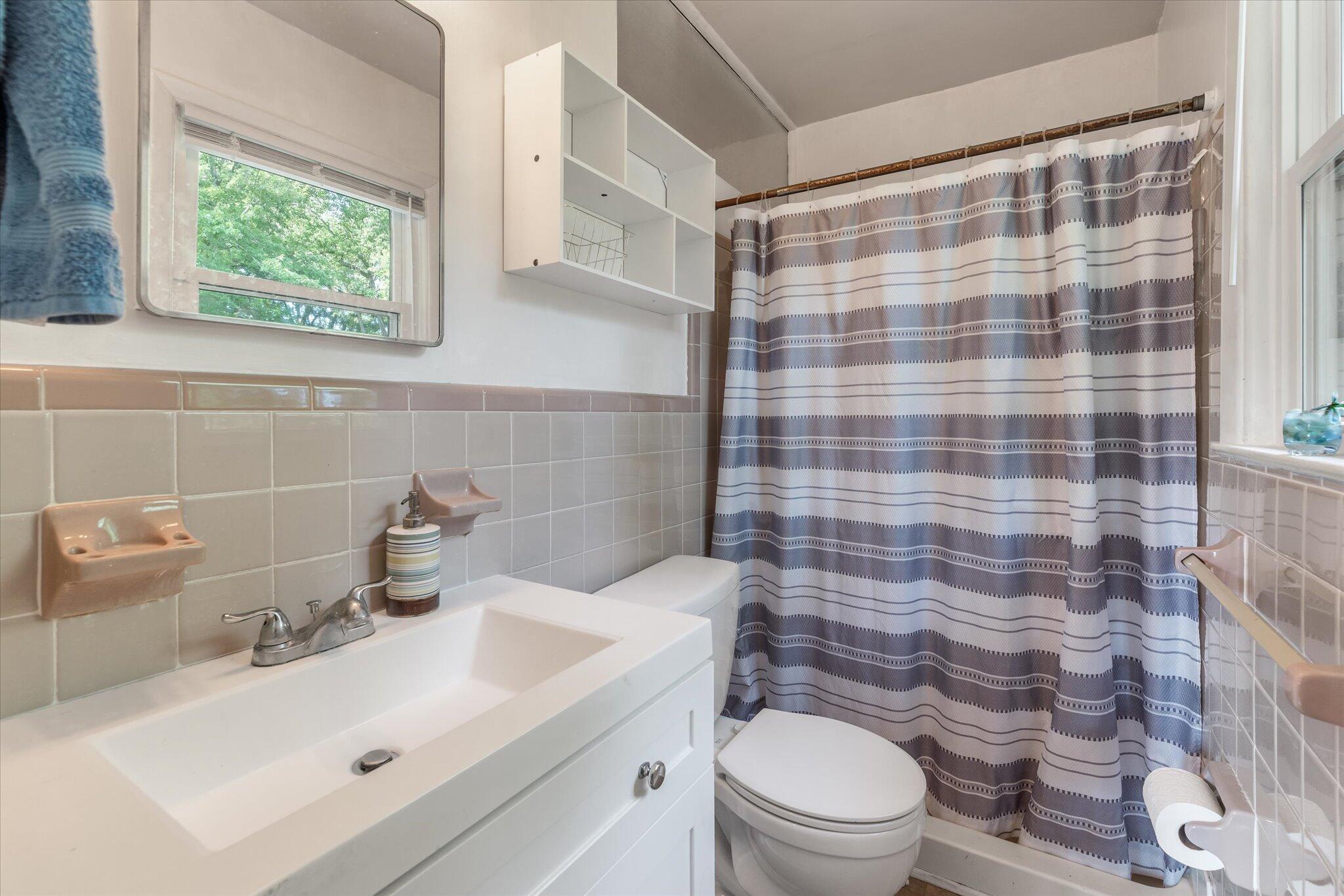 2910 Bolton Road Charleston, SC 29414 - Photo 11 of 19 22-2910 Bolton-22
