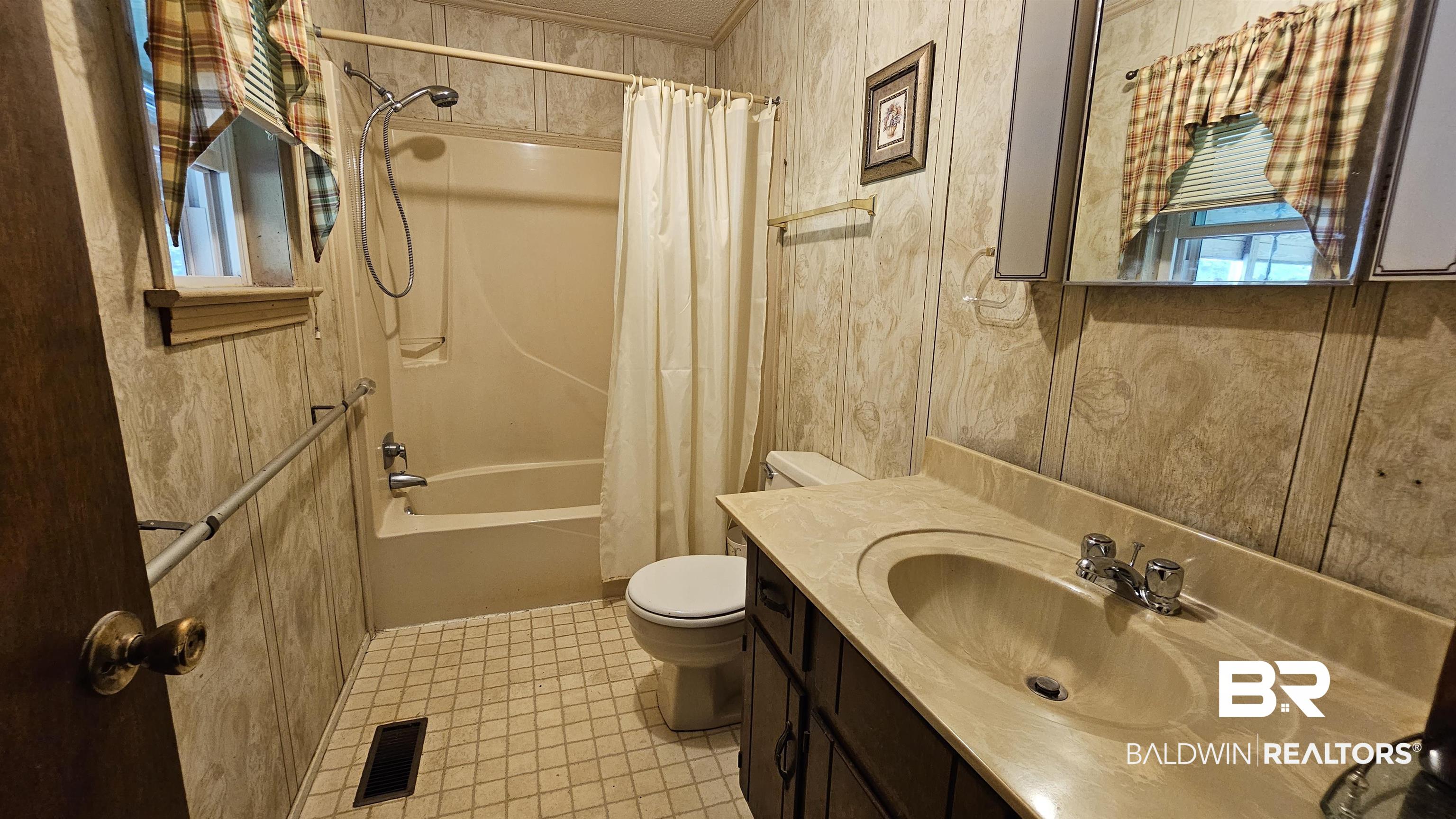 3379 Joe Reeves Road Castleberry, AL 36432 - Photo 13 of 26