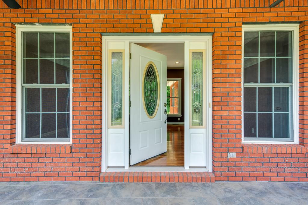 3853 Taylors Store Road Hampshire, TN 38461 - Photo 6 of 30 OPEN FRONT DOOR AND WALK INTO THE LIVING ROOM