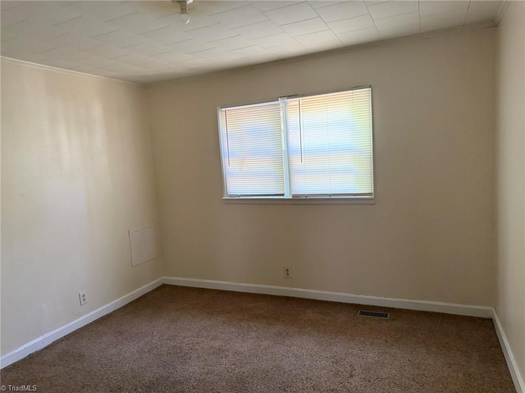 546 Sink Lake Road High Point, NC 27265 - Photo 11 of 14 536