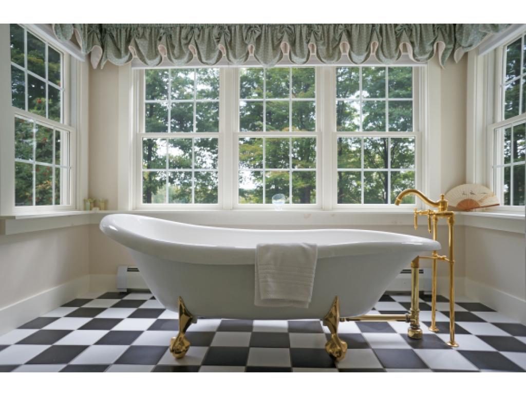 1901 Ferry Road Charlotte, VT 05445 - Photo 18 of 31 Gallery Image 18