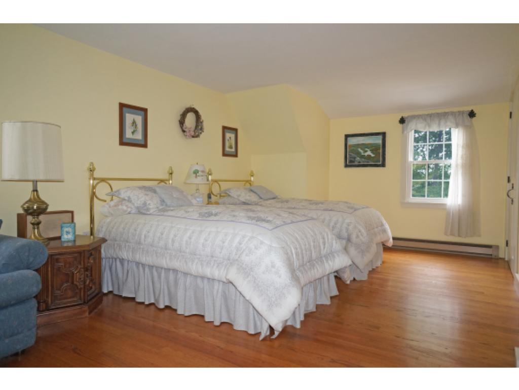 1901 Ferry Road Charlotte, VT 05445 - Photo 21 of 31 Gallery Image 21