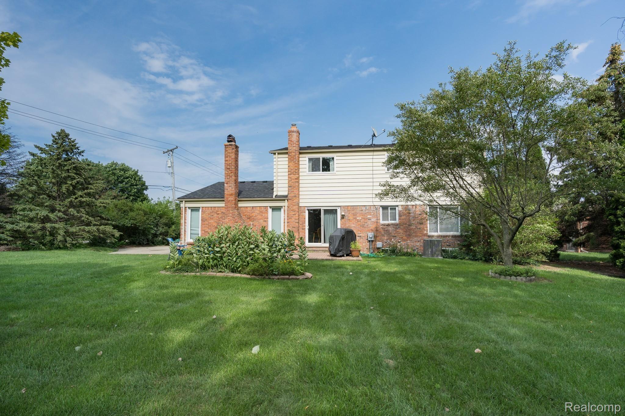 2802 Sandhurst Rochester, MI 48307 - Photo 24 of 24 2802 Sandhurst MLS-W024.jpg