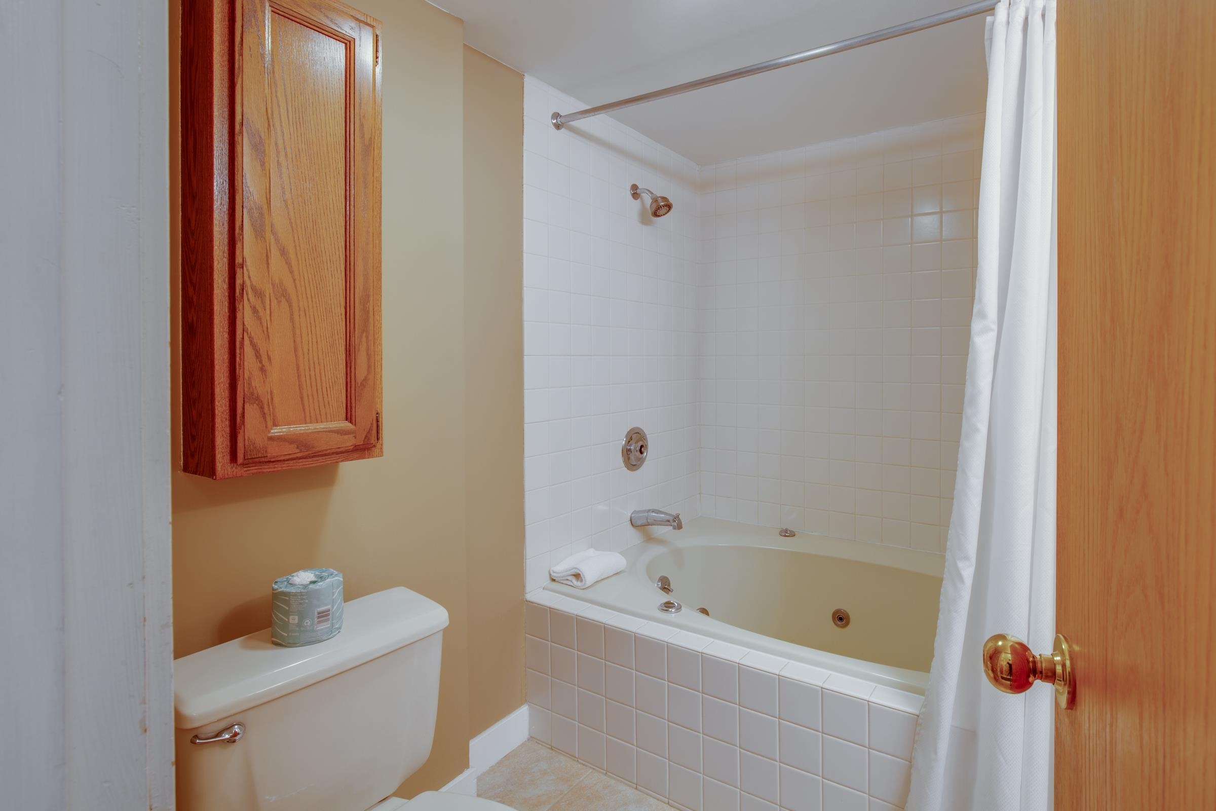 780 East Mountain Road, Unit B7 Killington, VT 05751 - Photo 12 of 18 Gallery Image 12