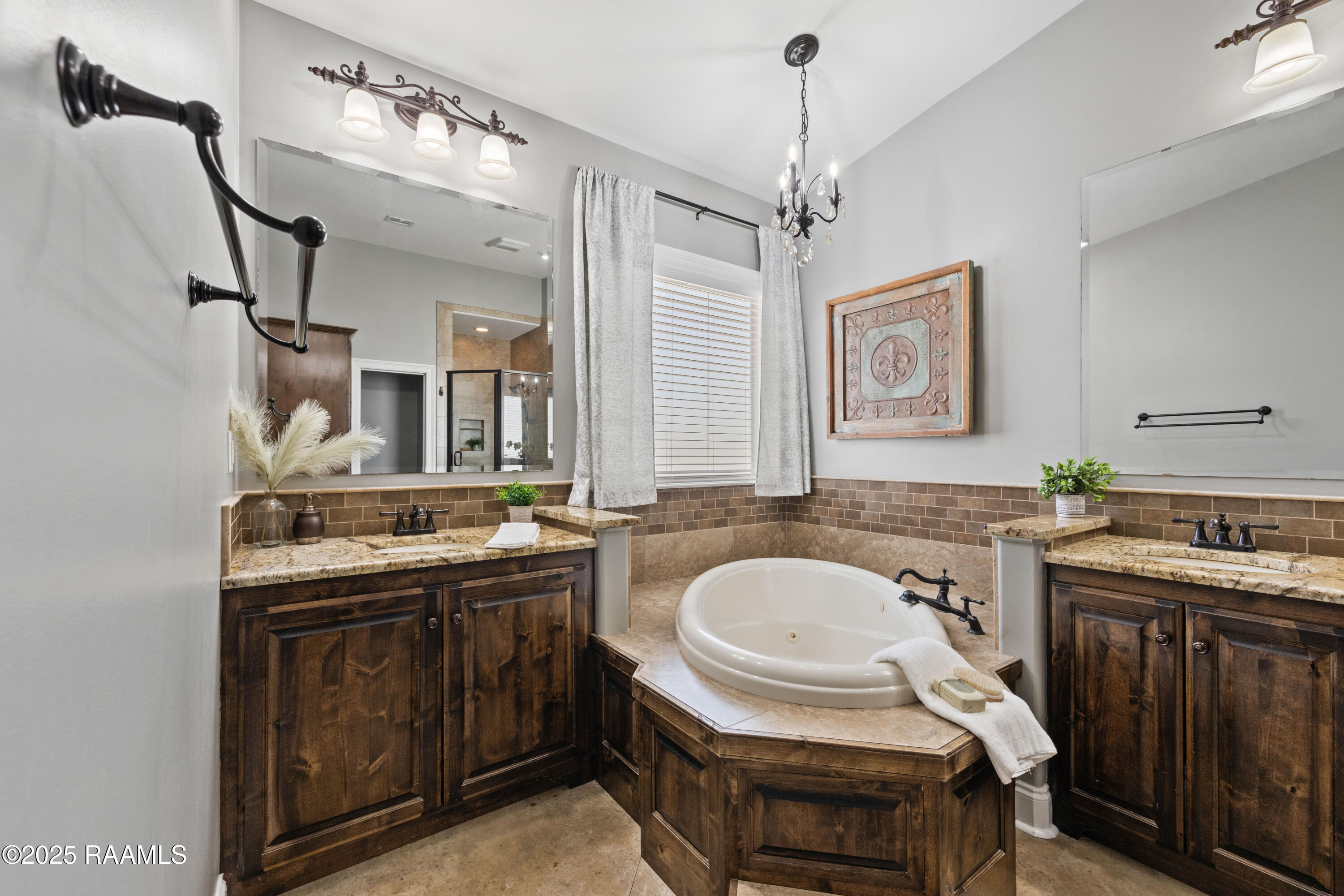 345 Country View Road Church Point, LA 70525 - Photo 17 of 50 Primary Bath