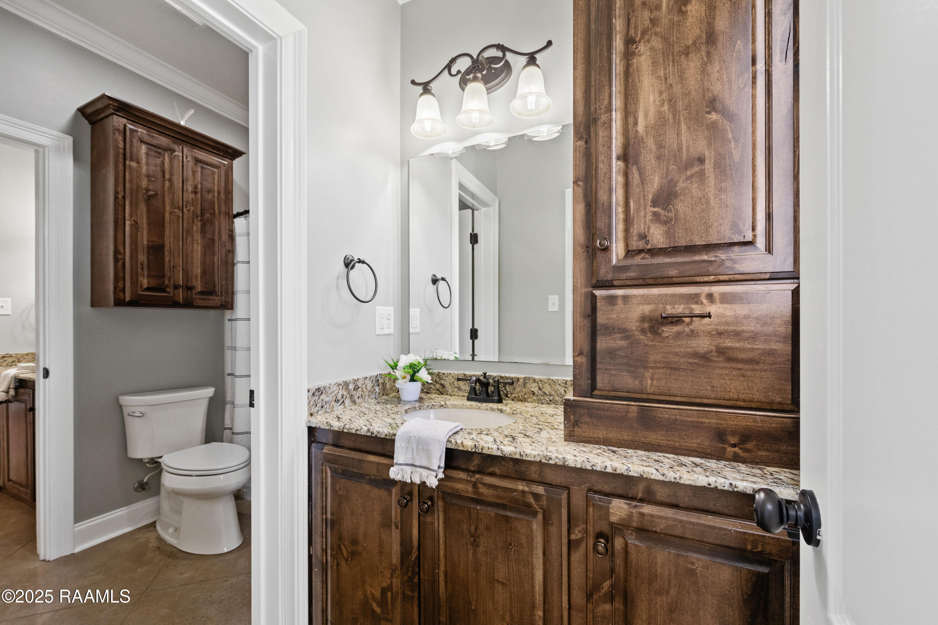 345 Country View Road Church Point, LA 70525 - Photo 21 of 50 Jack & Jill Bathroom 2