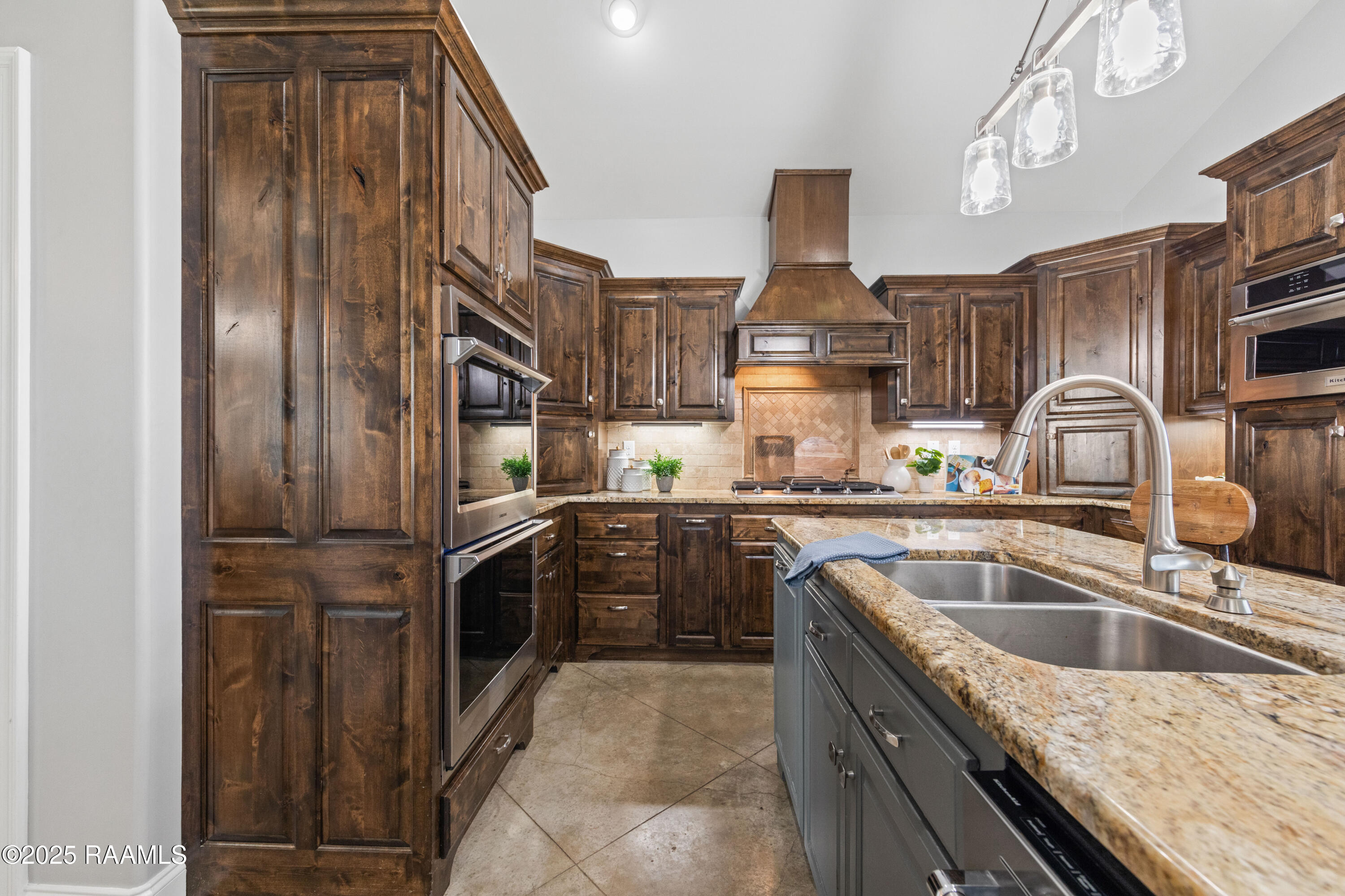 345 Country View Road Church Point, LA 70525 - Photo 10 of 50 Kitchen