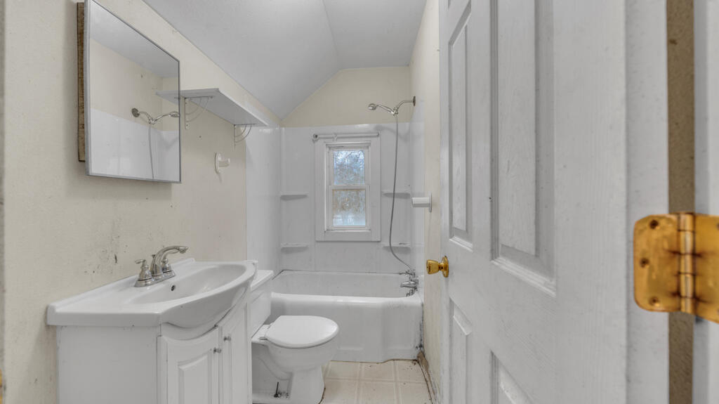 13113 Pioneer Road, Unit 13115 Meeme, WI 53063 - Photo 24 of 37 Bathroom Upper