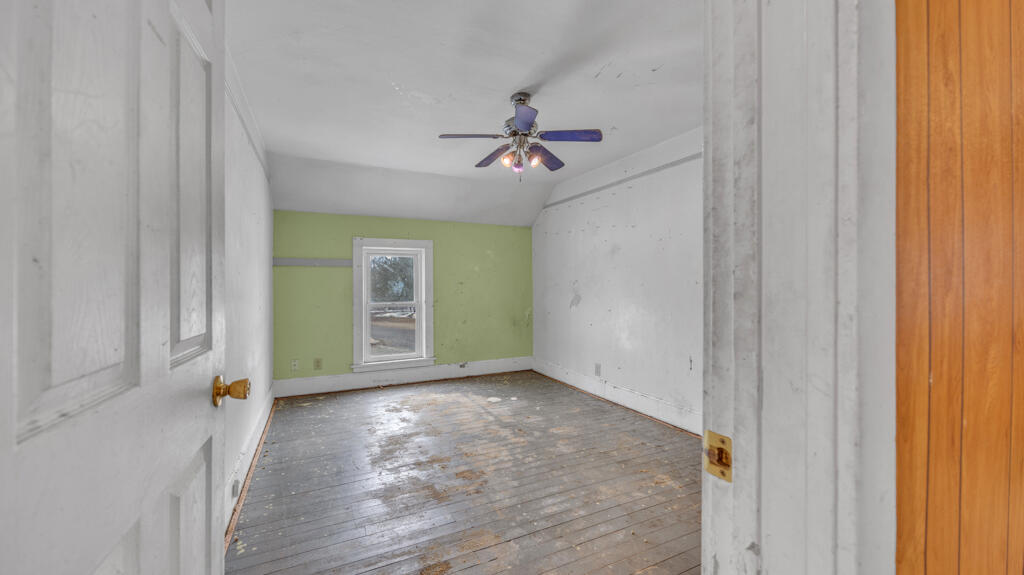 13113 Pioneer Road, Unit 13115 Meeme, WI 53063 - Photo 26 of 37 Bedroom 2 Upper