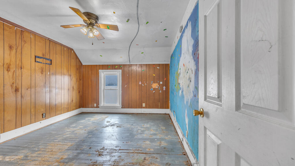 13113 Pioneer Road, Unit 13115 Meeme, WI 53063 - Photo 27 of 37 Bedroom 3 Upper