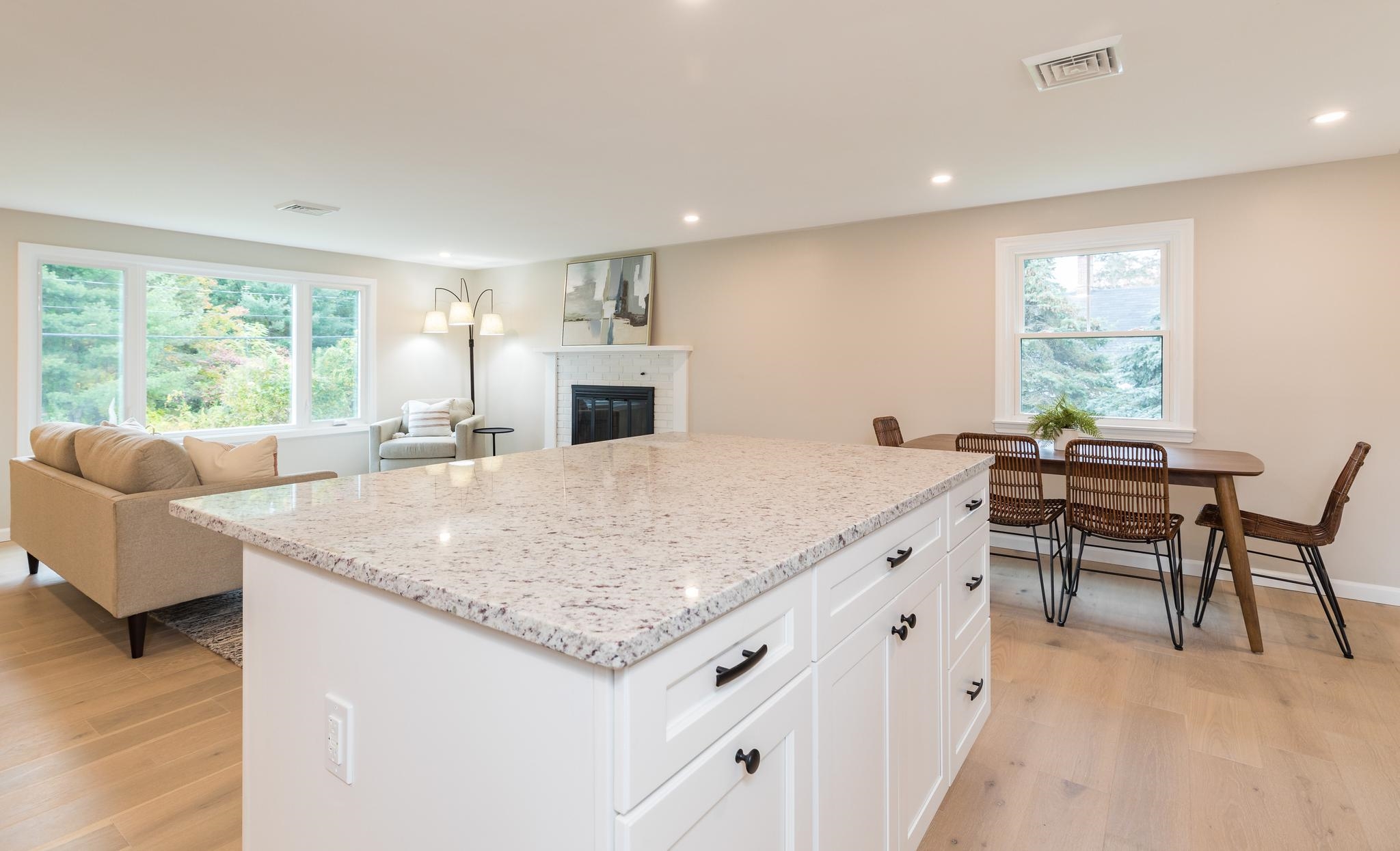 1220 Washington Road Rye, NH 03870 - Photo 9 of 35