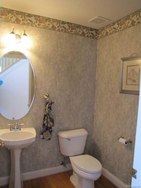 2841 Black Eagle Ridge Howell, MI 48843 - Photo 12 of 23 2841 Black Eagle Ridge 12.jpg