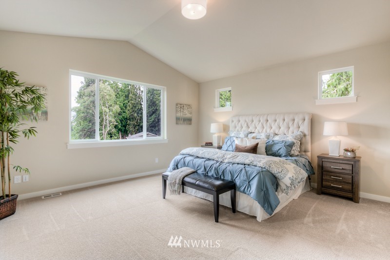 222 184th Street Southwest Bothell, WA 98012 - Photo 15 of 23