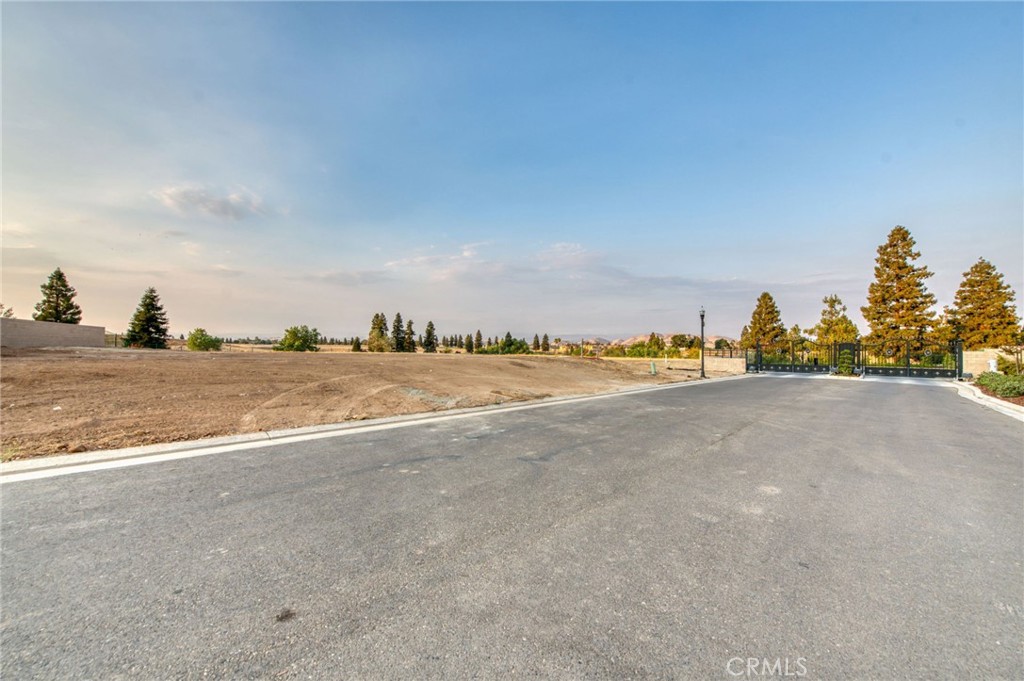 2490 East Copper Ridge Drive Fresno, CA 93730 - Photo 3 of 20 a view of ocean