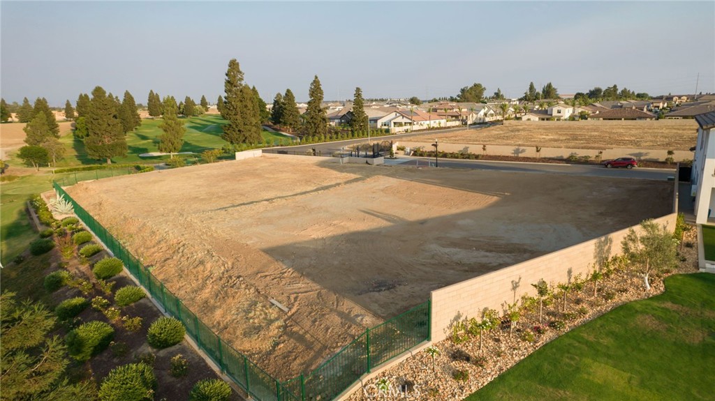 2490 East Copper Ridge Drive Fresno, CA 93730 - Photo 9 of 20 a view of a water with the ocean view