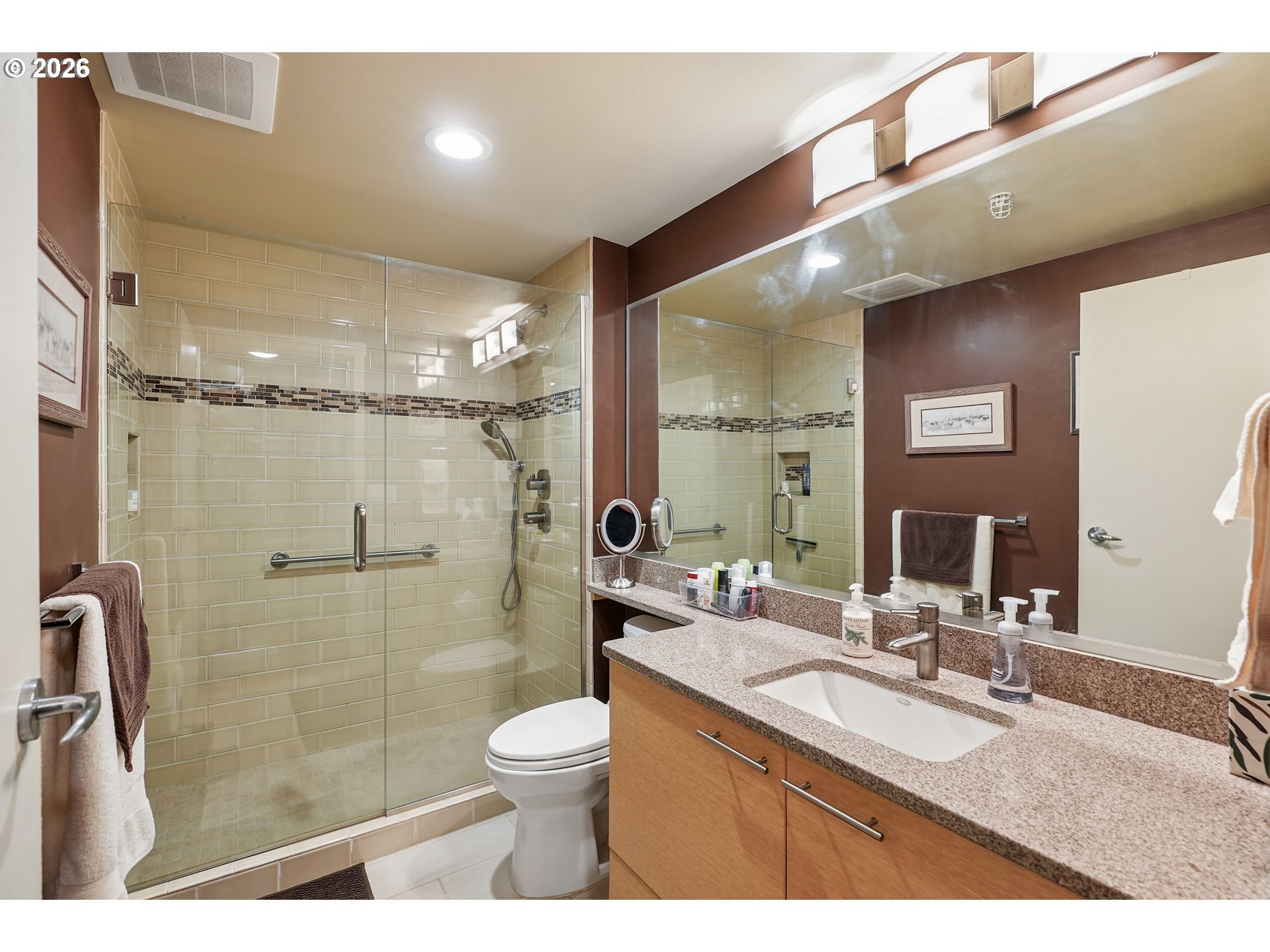 1500 Southwest 11th Avenue, Unit 401 Portland, OR 97201 - Photo 22 of 33 Bathroom