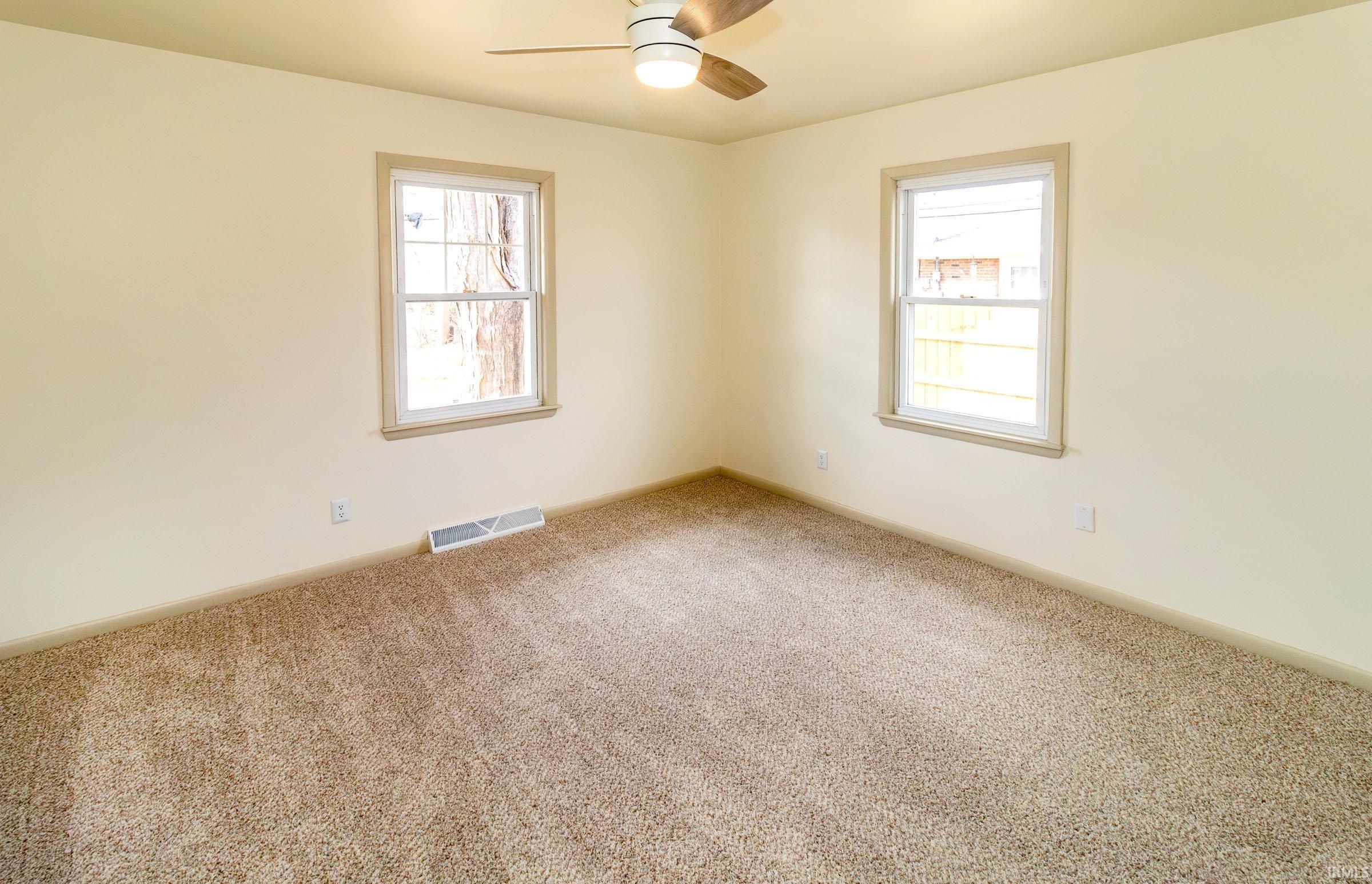 1220 Lower New Harmony Road Mount Vernon, IN 47620 - Photo 14 of 36
