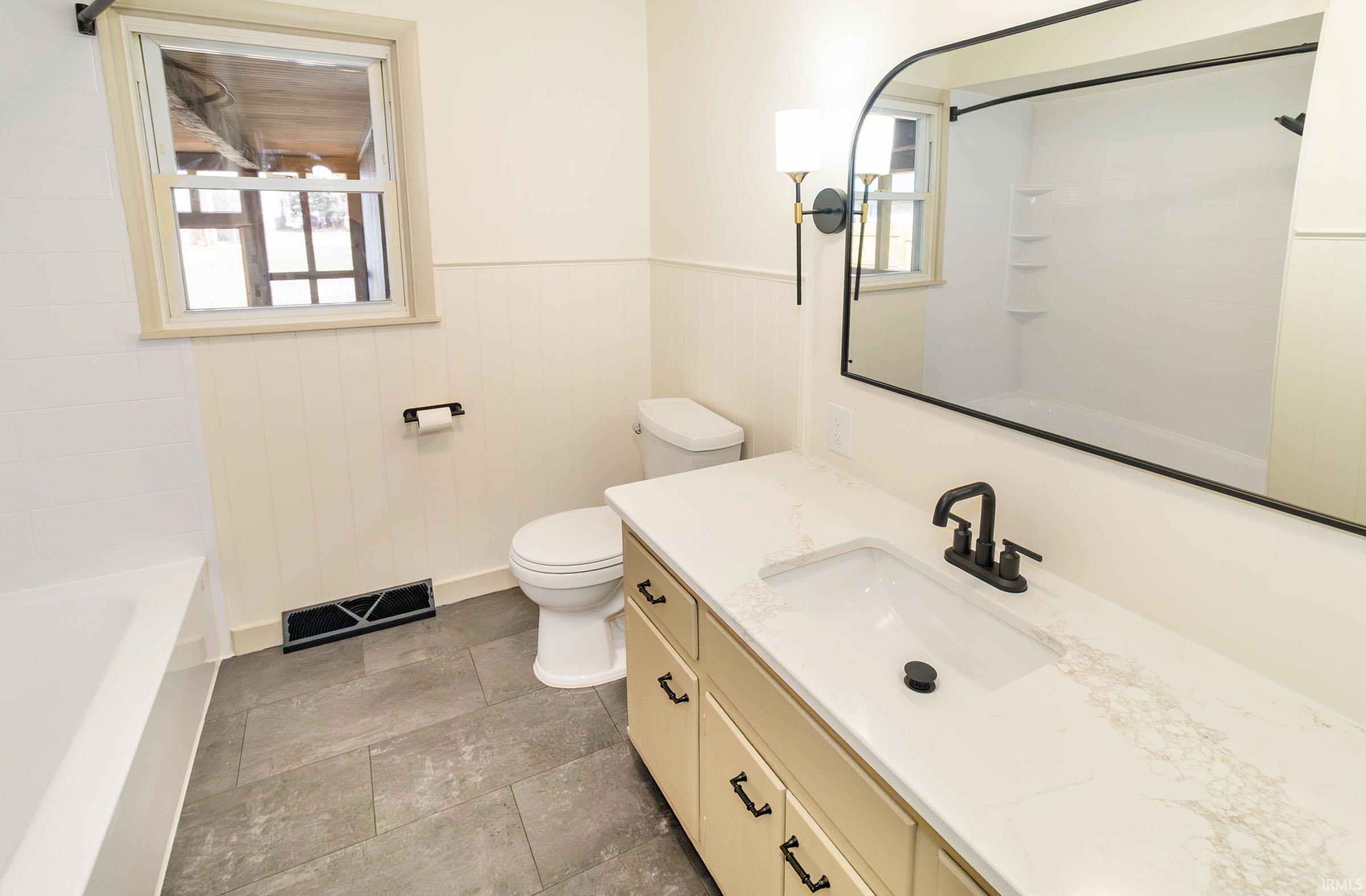 1220 Lower New Harmony Road Mount Vernon, IN 47620 - Photo 19 of 36