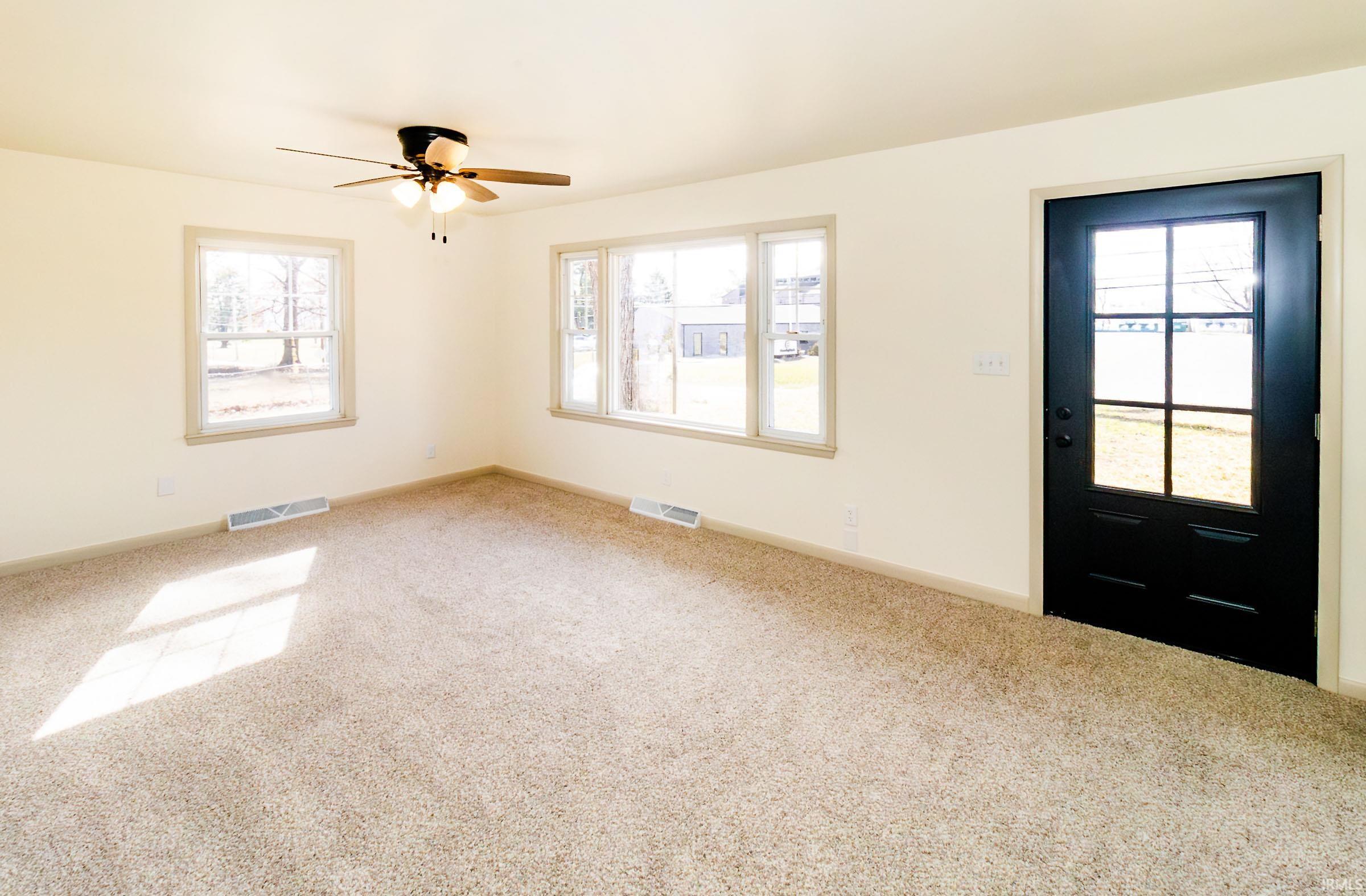 1220 Lower New Harmony Road Mount Vernon, IN 47620 - Photo 4 of 36