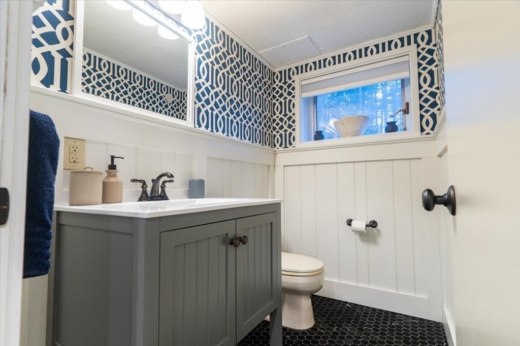 493 Dutton Road Sudbury, MA 01776 - Photo 23 of 30