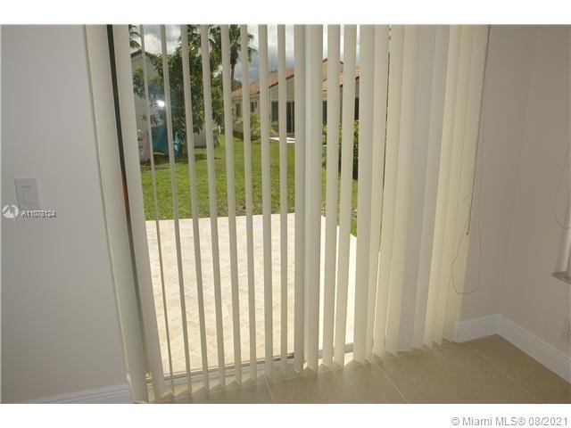 564 Talavera Road Weston, FL 33326 - Photo 11 of 13