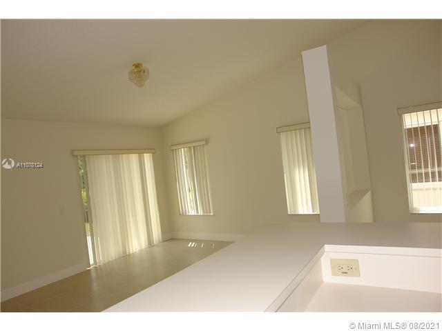 564 Talavera Road Weston, FL 33326 - Photo 6 of 13