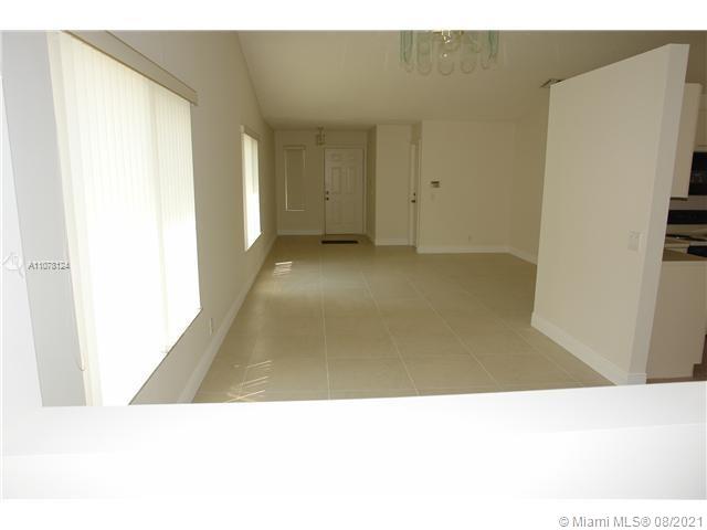 564 Talavera Road Weston, FL 33326 - Photo 9 of 13