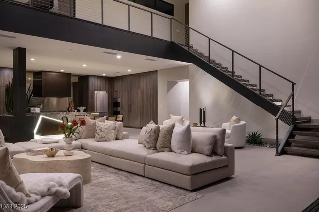 $13,500,000 | 12 Chisel Crest Court, Henderson, NV 89012