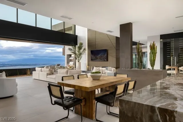 $13,500,000 | 12 Chisel Crest Court, Henderson, NV 89012