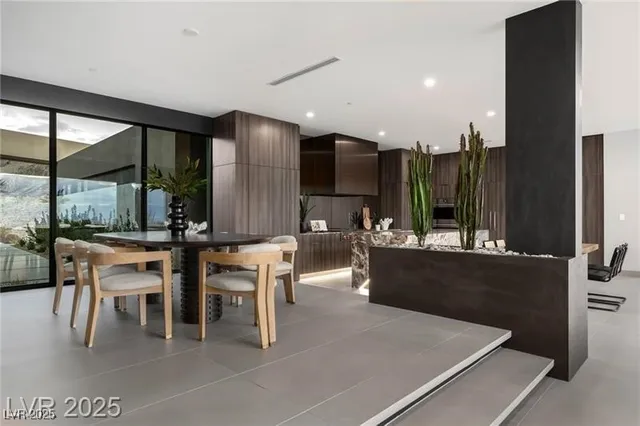 $13,500,000 | 12 Chisel Crest Court, Henderson, NV 89012