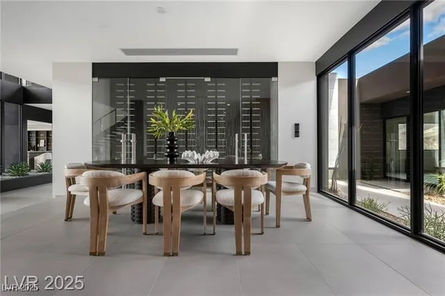 $13,500,000 | 12 Chisel Crest Court, Henderson, NV 89012