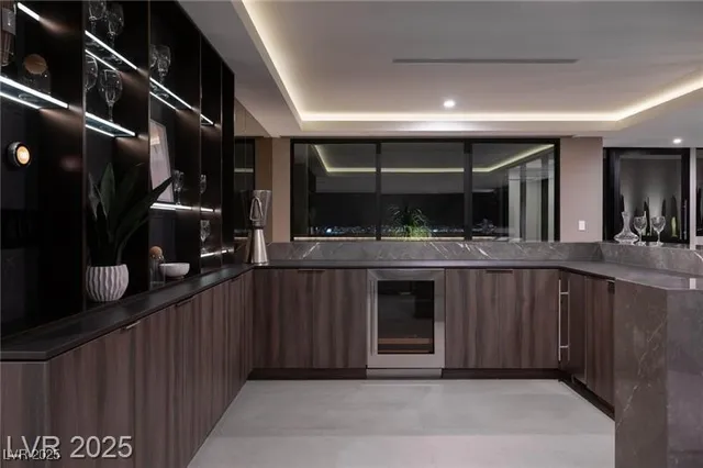 $13,500,000 | 12 Chisel Crest Court, Henderson, NV 89012