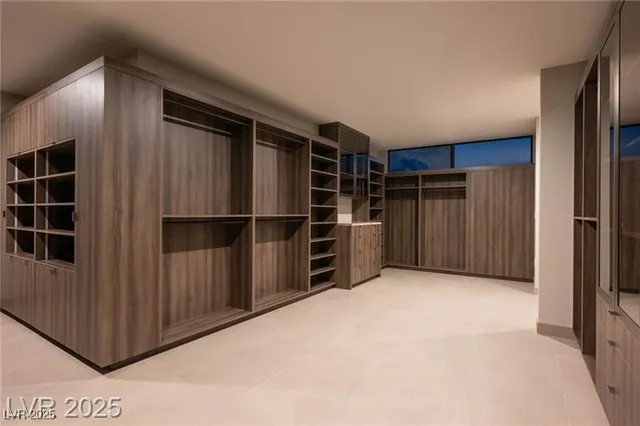 $13,500,000 | 12 Chisel Crest Court, Henderson, NV 89012