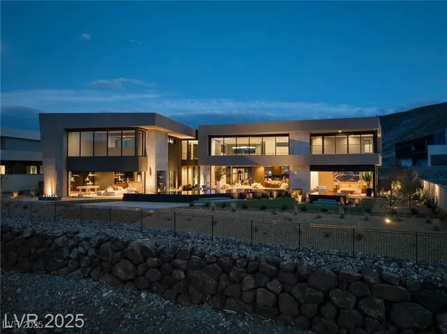 $13,500,000 | 12 Chisel Crest Court, Henderson, NV 89012