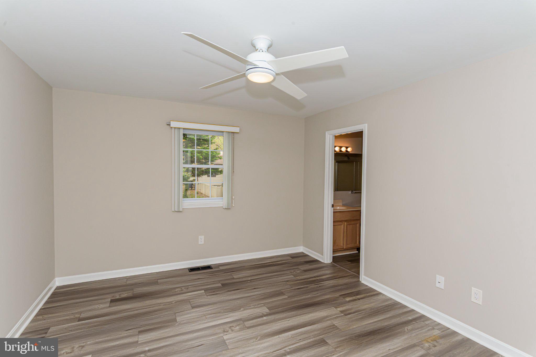258 Ocean Parkway Berlin, MD 21811 - Photo 23 of 55 Primary suite.