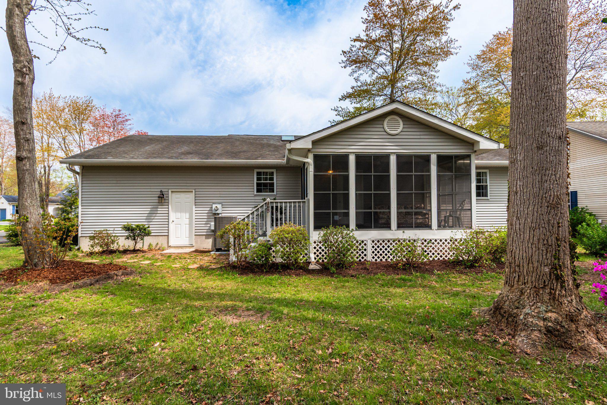 258 Ocean Parkway Berlin, MD 21811 - Photo 6 of 55 Charming home with serene backyard.