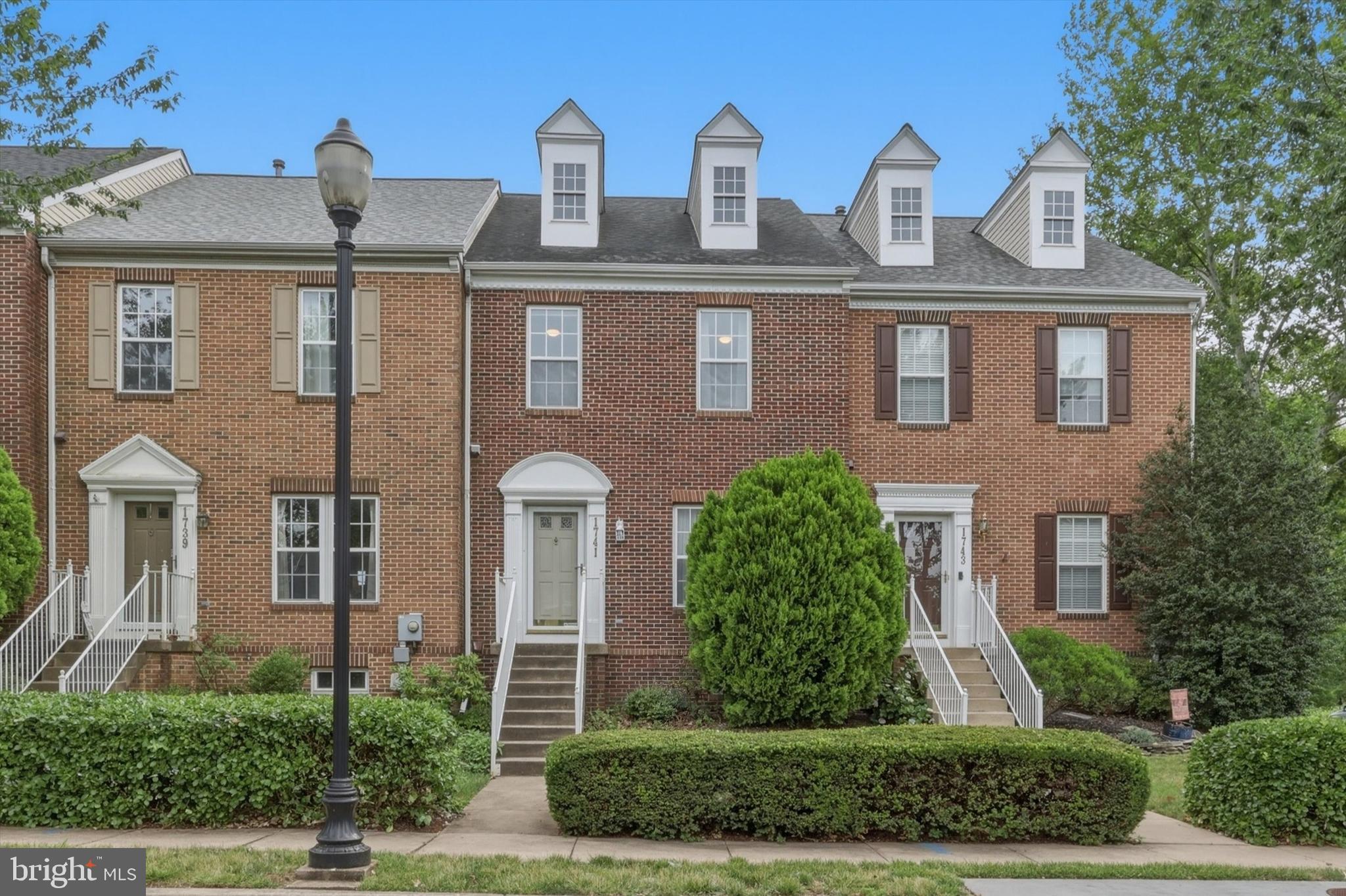 Welcome to 1741  Emory Street!