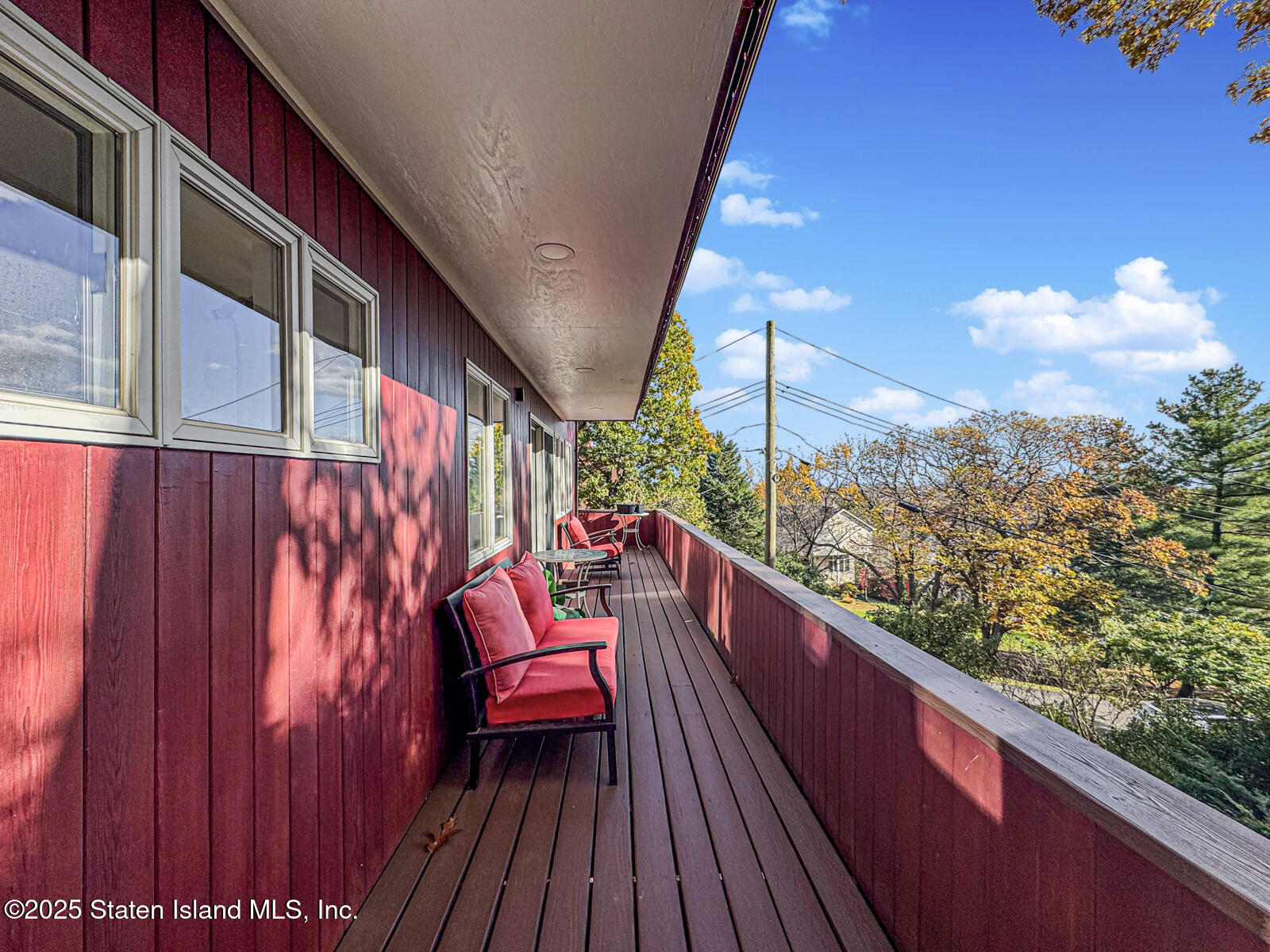 20 Signal Hill Road Staten Island, NY 10301 - Photo 13 of 42 a view of balcony with chairs