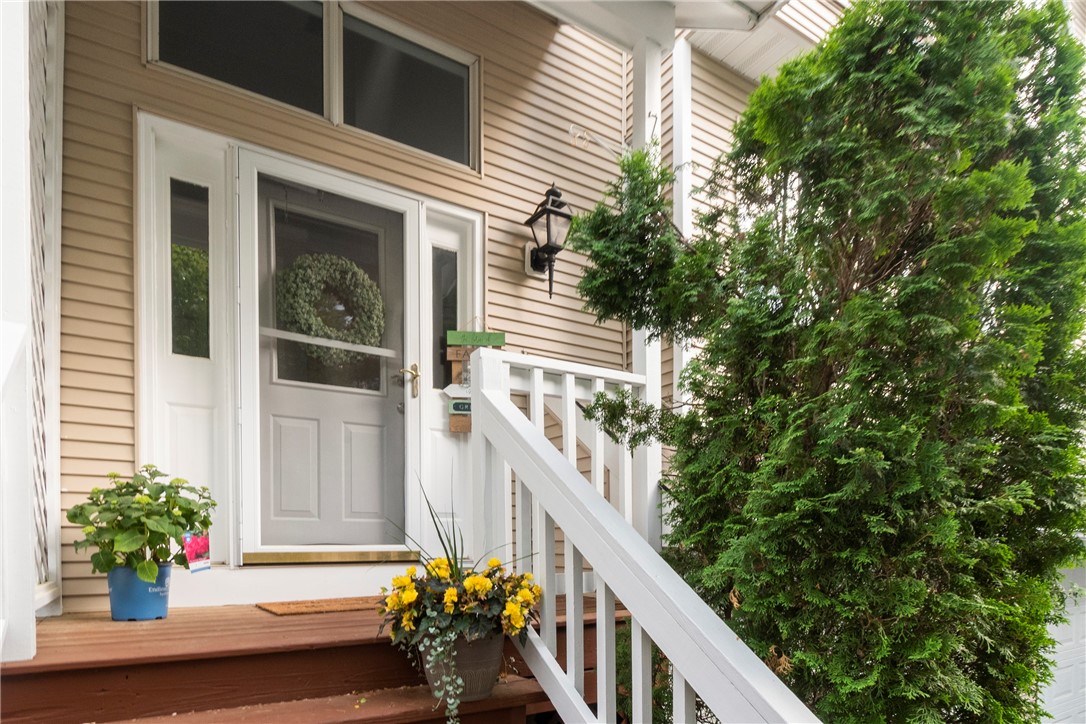 7 Sparrow Circle West Warwick, RI 02893 - Photo 2 of 27