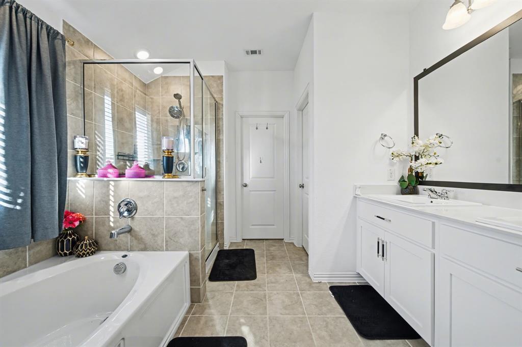 1701 Pegasus Drive Forney, TX 75126 - Photo 23 of 34